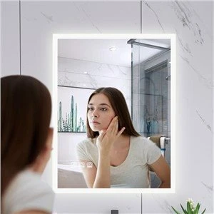 LED kúpeľňové zrkadlá s odhmlievaním